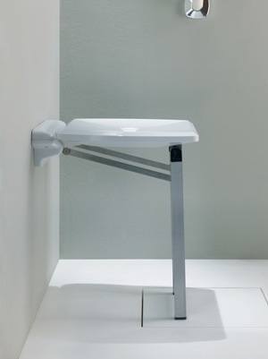 SEGGIOLINO DOCCIA A RIBALTA CON GAMBE